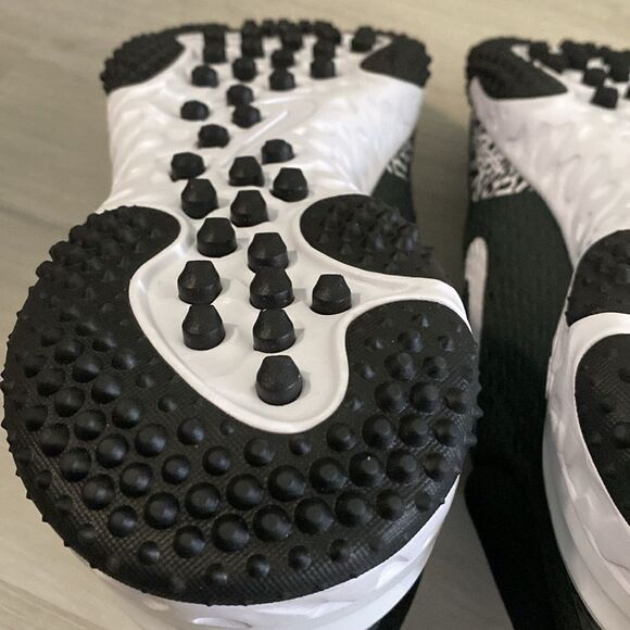 NEW-Nike-Alpha Huarache Elite 4 FastpitchTurf Shoes Black & White-womens Size 11 - Picture 14 of 16